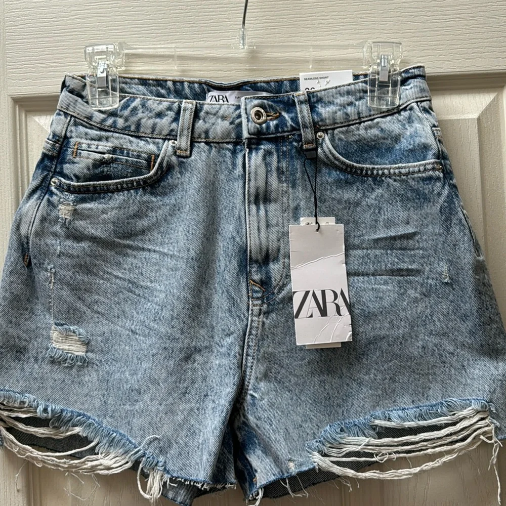 NWT Zara Seamless Short High Rise Rigid - Picture 1 of 3